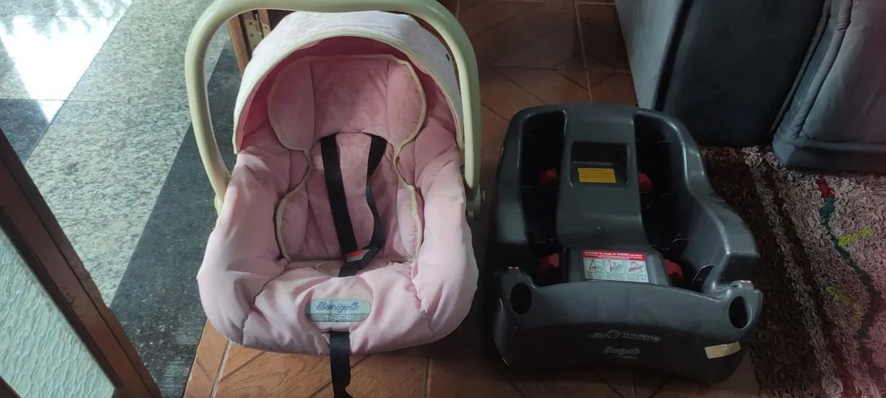 Vendo bebê conforto com base  - Foto 3