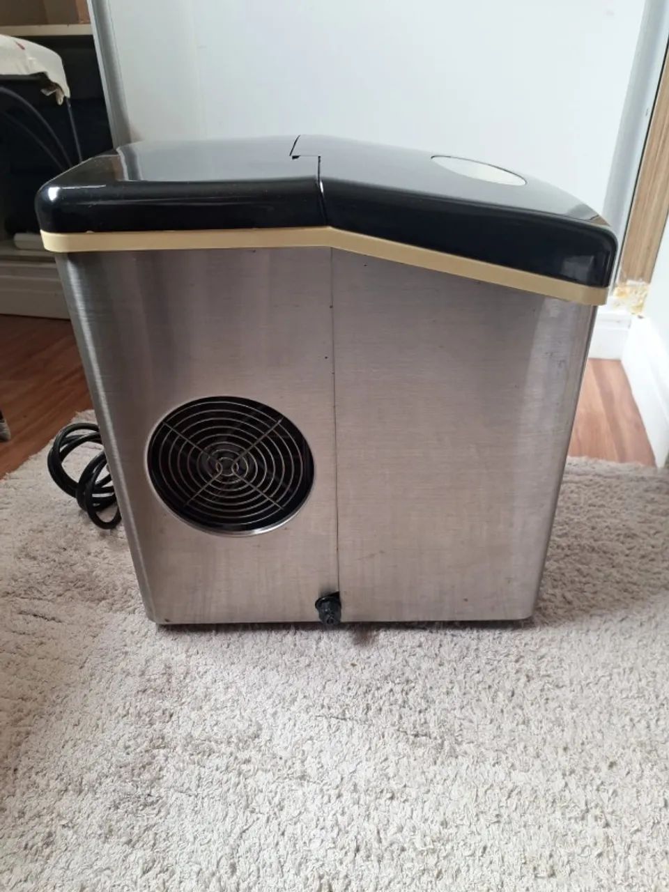 MAQUINA  DE FABRICAR GELO PARA RESIDENCIA  E COMERCIO - Foto 3