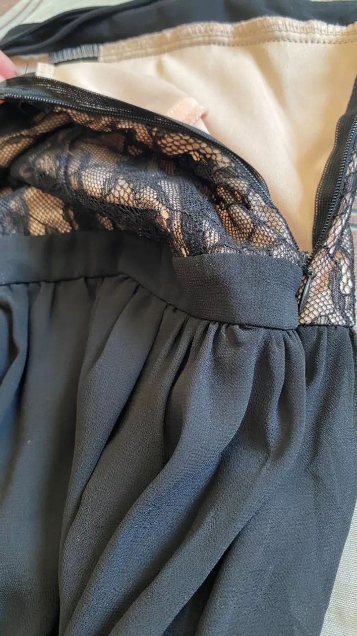 vestido curto preto com renda floral 40 - Foto 2