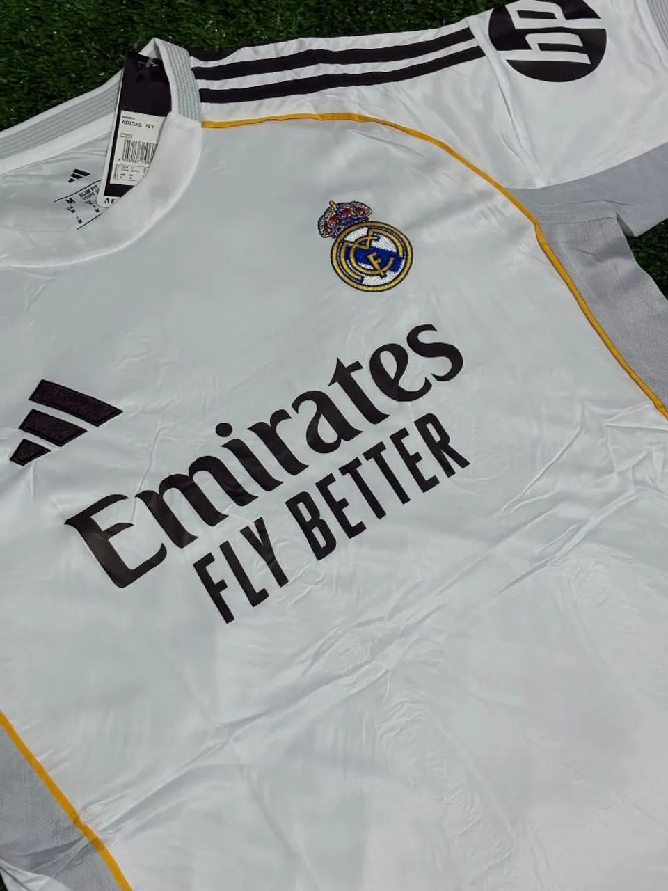 CAMISA REAL MADRID BRANCA 2026 - Foto 2