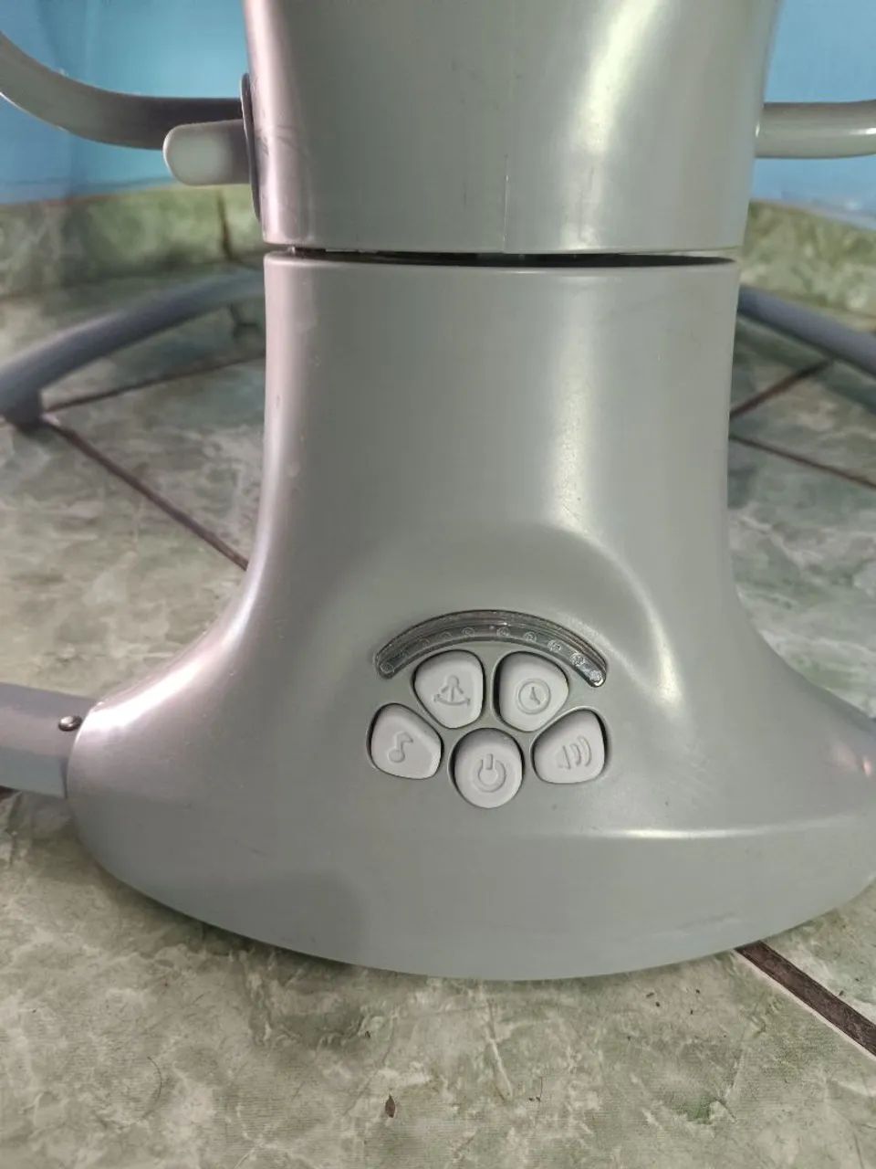 Cadeira De Balanço Para Bebê Automática Techno 8104 Mastela Com Bluetooth Cinza - Foto 3