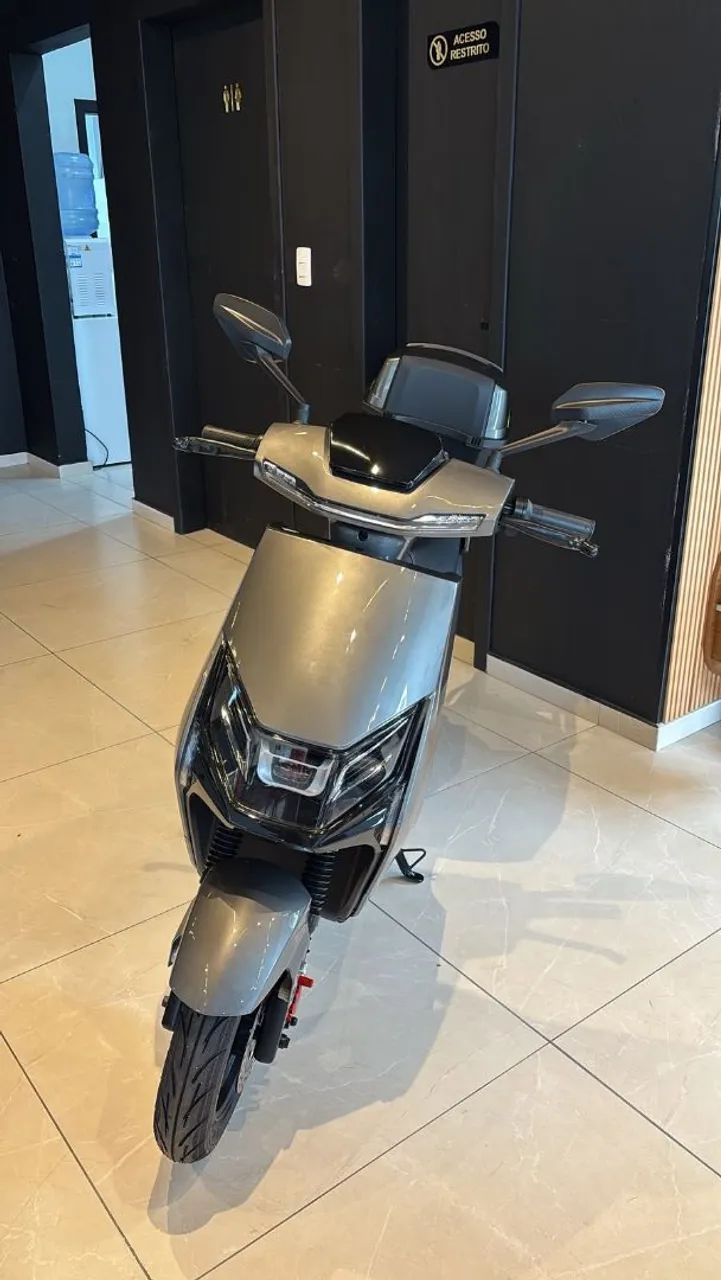 Moto elétrica 