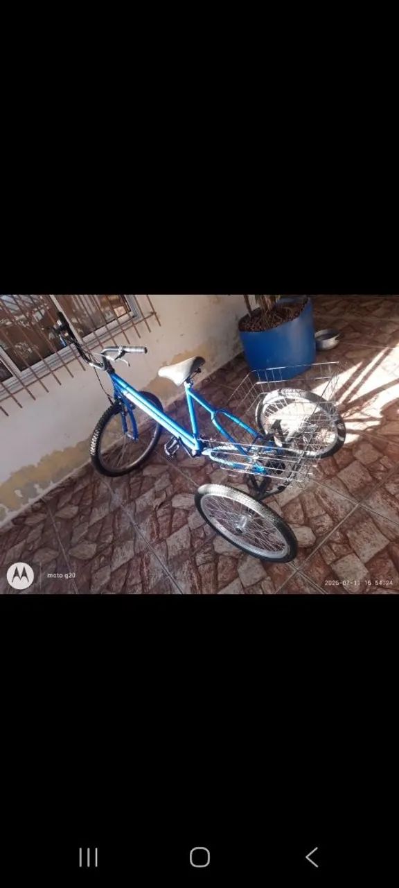 Vende se triciclo 