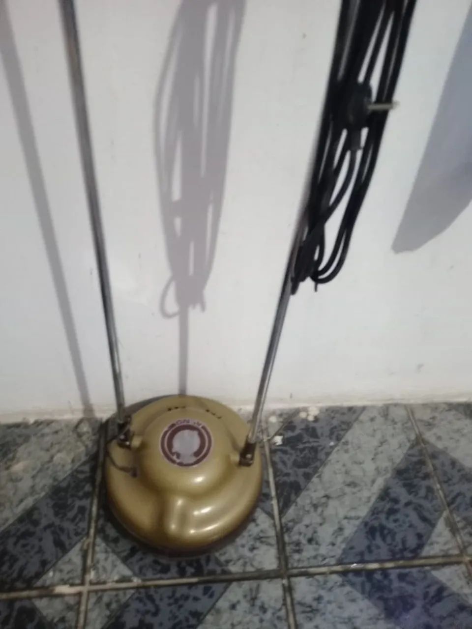 Antiga Maquina Polir Piso Arno Enceradeira 127volts - Foto 5