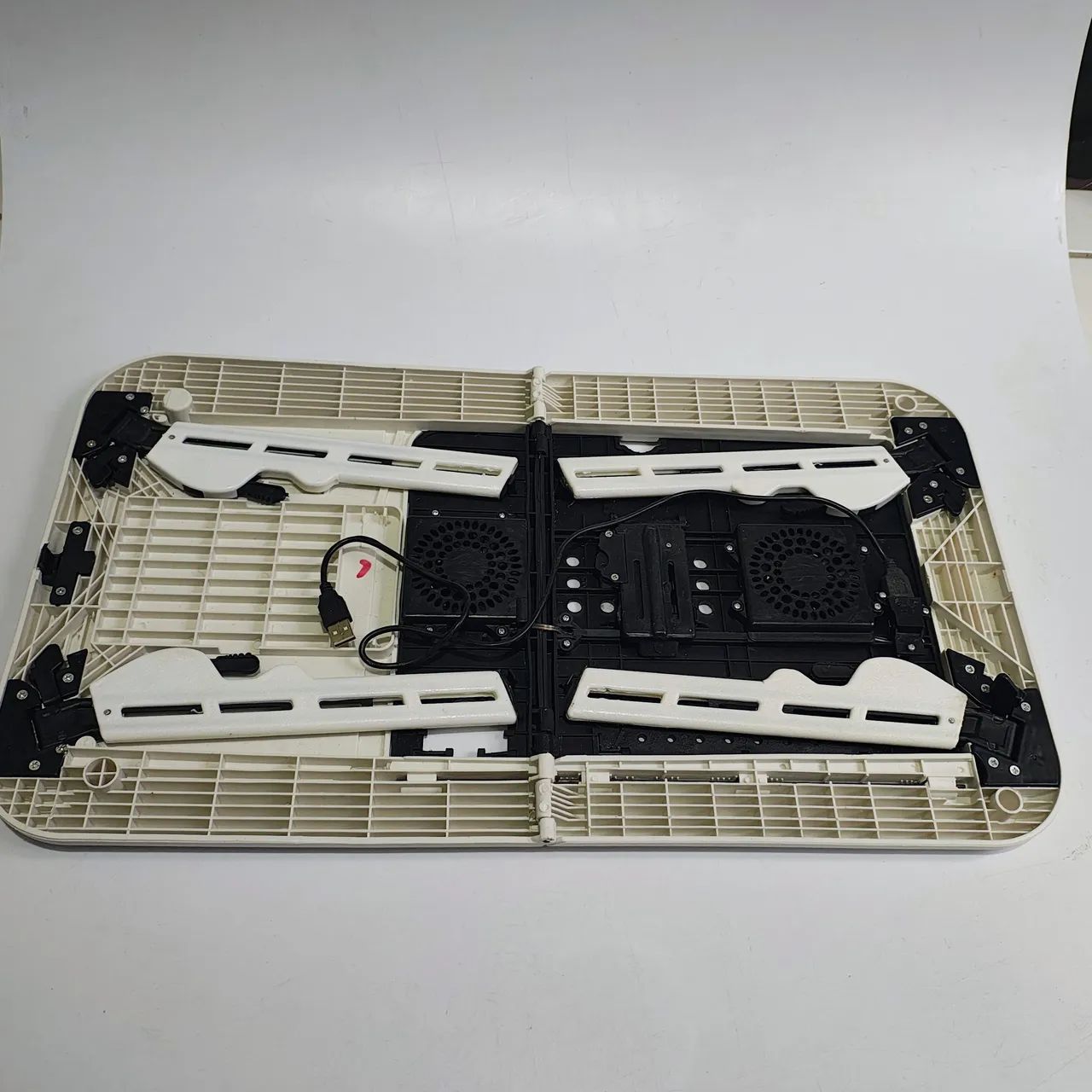 Mesa Portátil Dobrável Para Notebook Com Cooler E Mousepad  - Foto 5