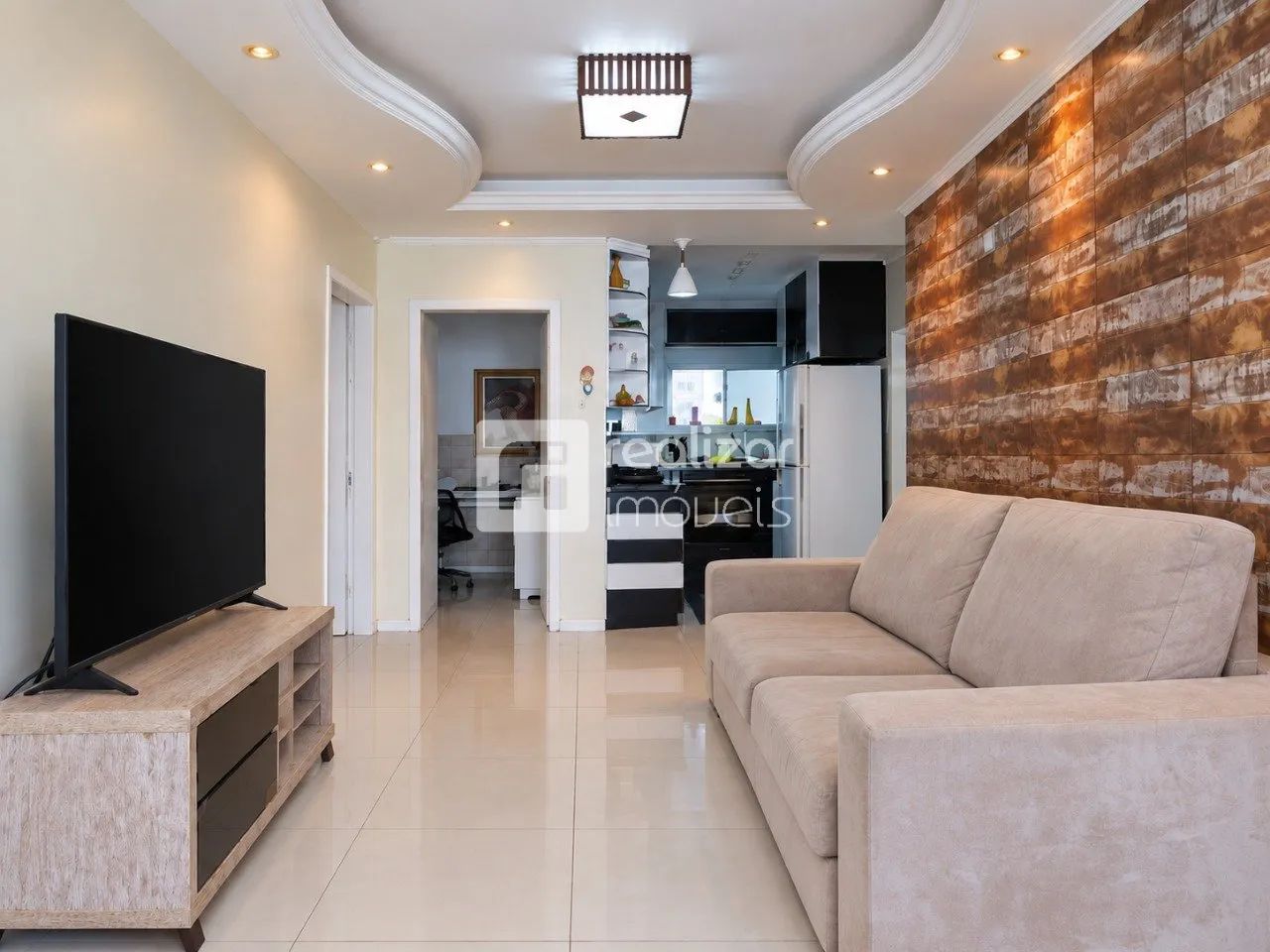 Casa 4 dormitórios, sendo 2 suítes, em Capoeiras