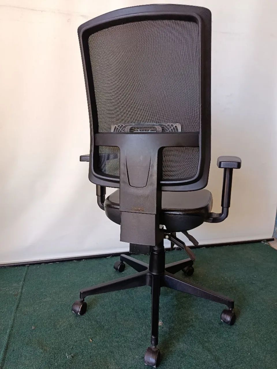 Cadeira ergonômica plaxmetal  - Foto 3