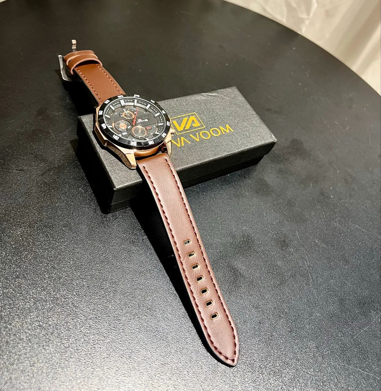 Relógio Masculino 46mm Pulseira Couro Quartzo com Calendário - Foto 2