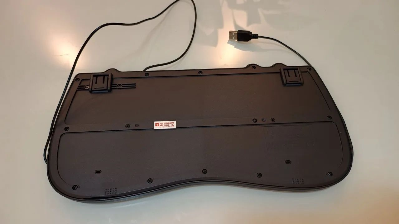 Teclado compacto Exbom - Português  - Foto 4