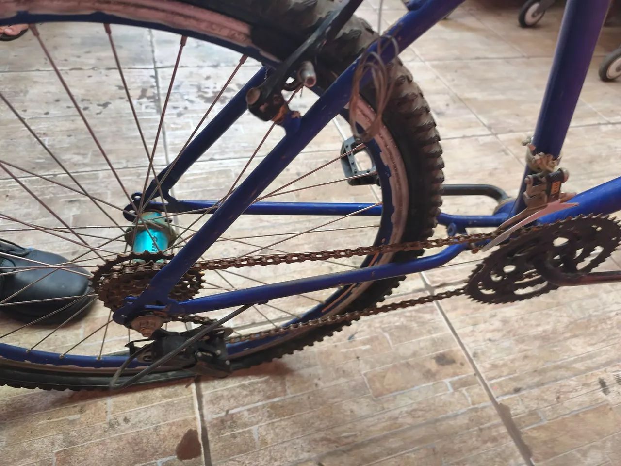 Vendo uma bicicleta  - Foto 2