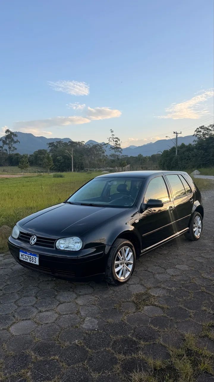 Volkswagen Golf 1.6 MI/ 1.6 MI Gener./black & Silver 2004