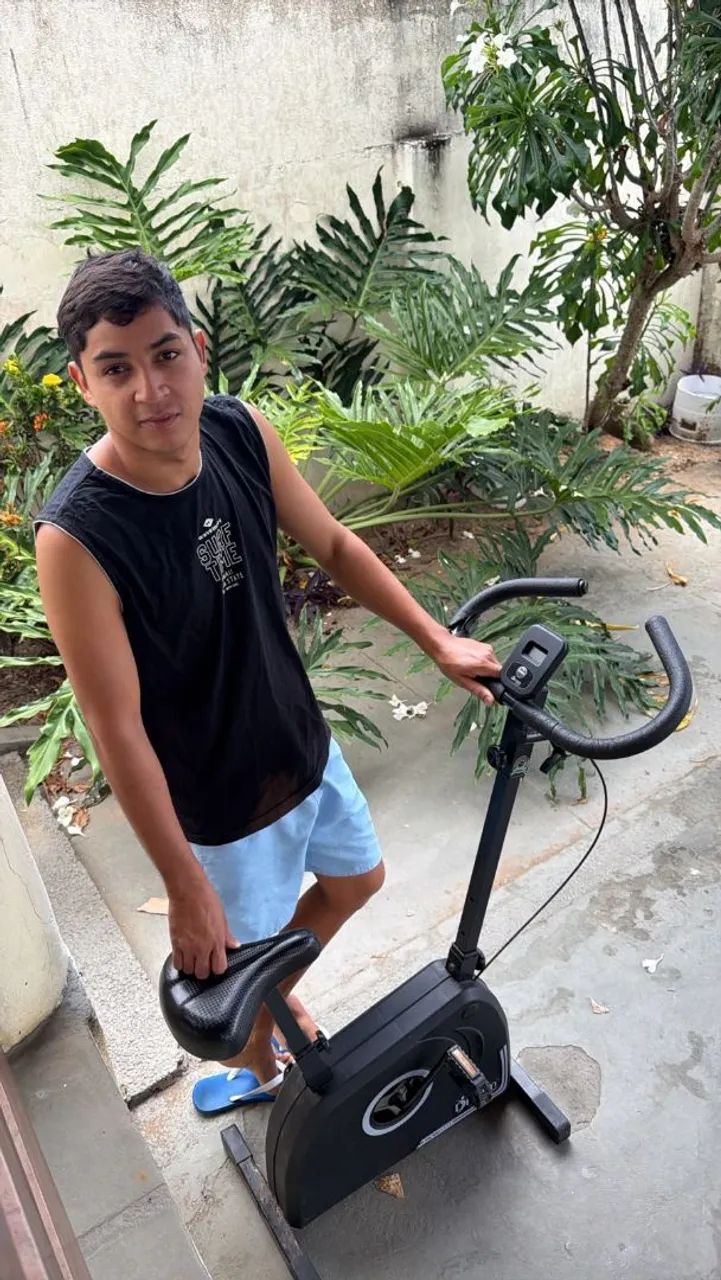 BICICLETA ERGOMÉTRICA 