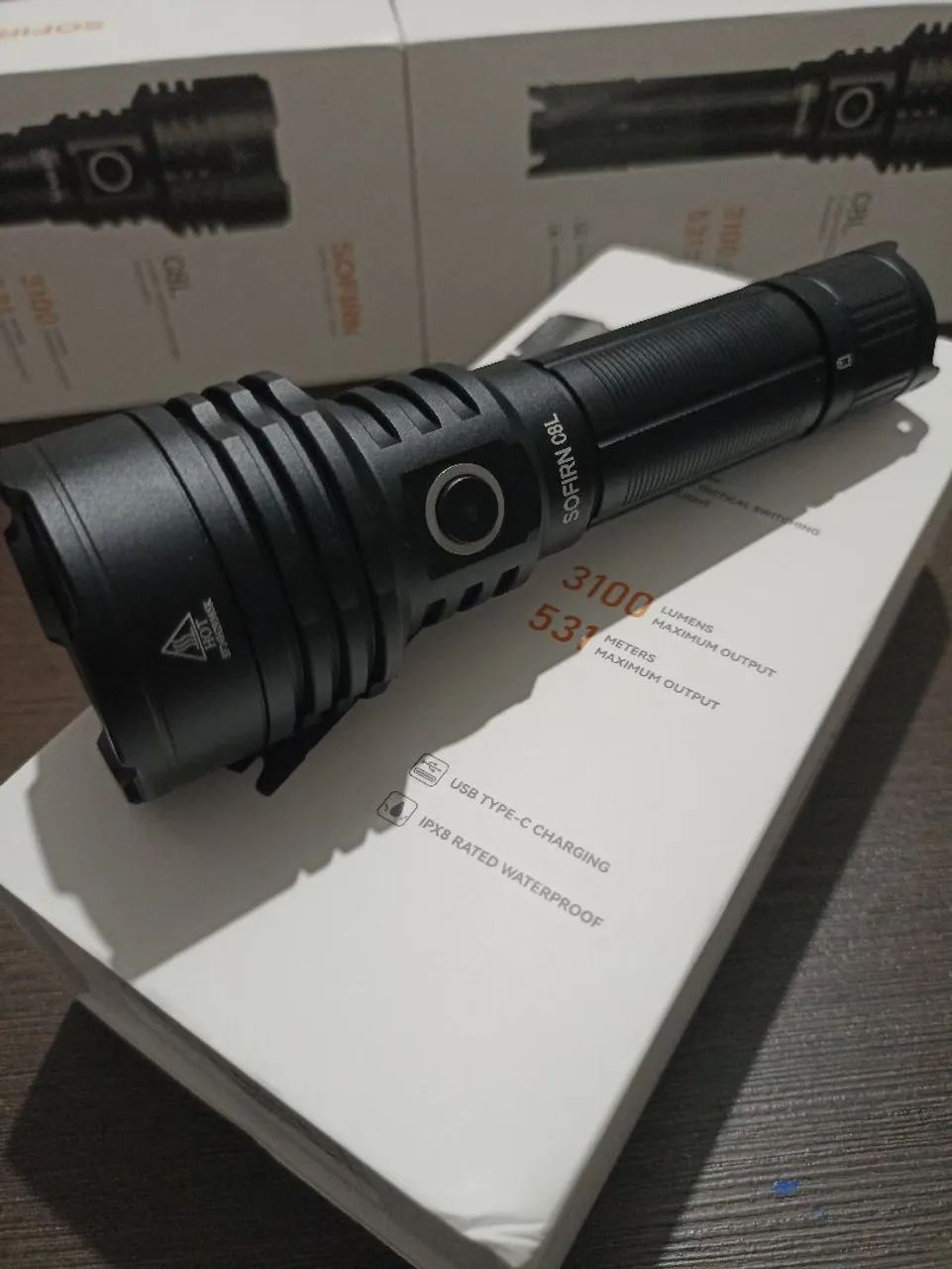 Lanterna Sofirn C8L Com 3100 Lúmens Para Longa Distância  - Foto 4