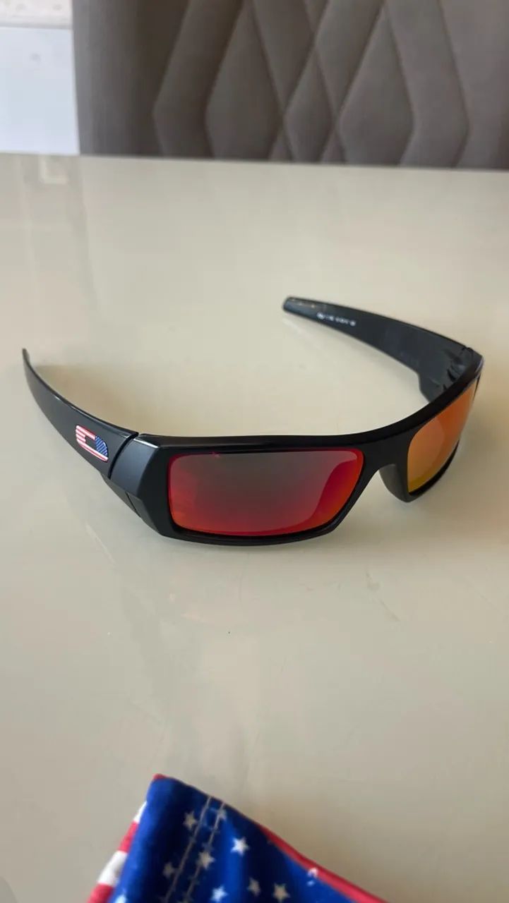 OAKLEY GASCAN ORIGINAL + PAR DE LENTES BLACK RUBY - Foto 2