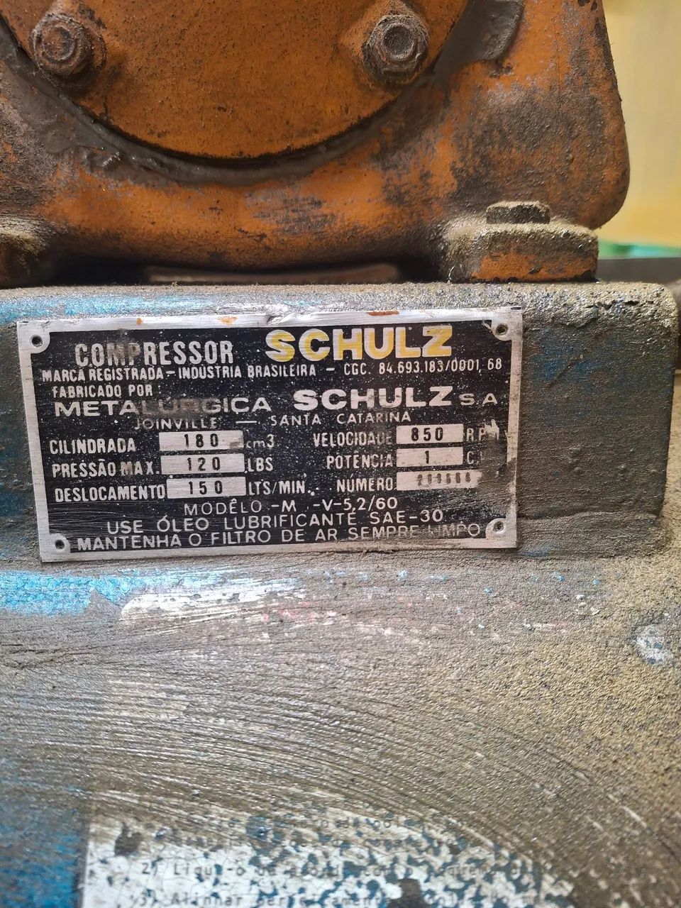 Compressor Schulz 220v 60 litros  - Foto 3