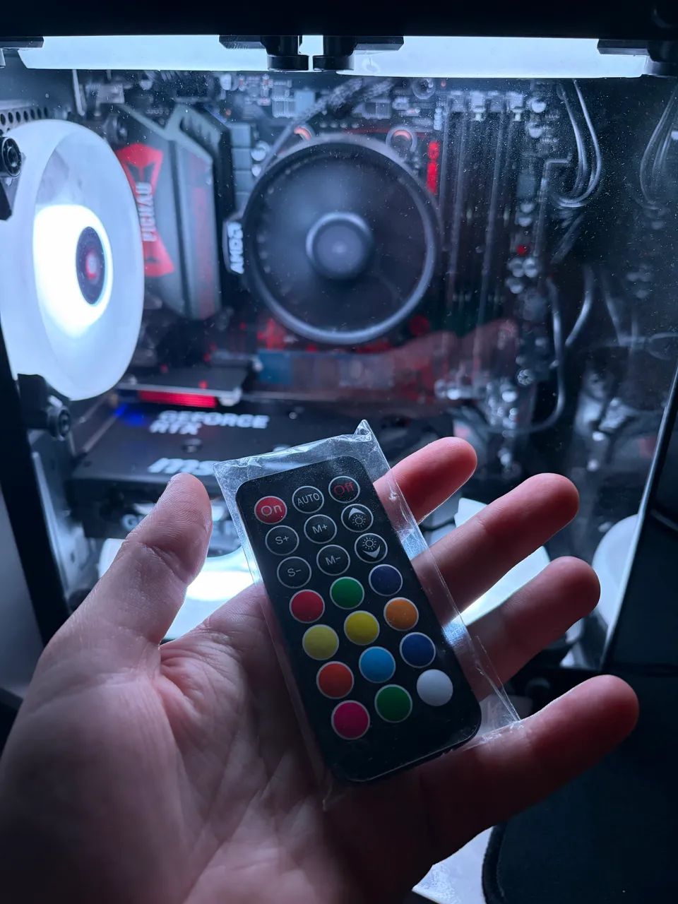 Pc Gamer Ryzen 5 + RTX 5060 8GB - Foto 2