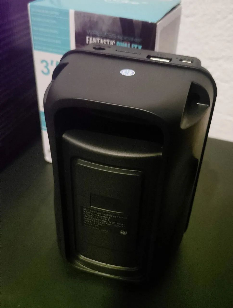 Mini Caixinha De Som Portátil Bluetooth Com Alça Led Rgb Usb<br> - Foto 3