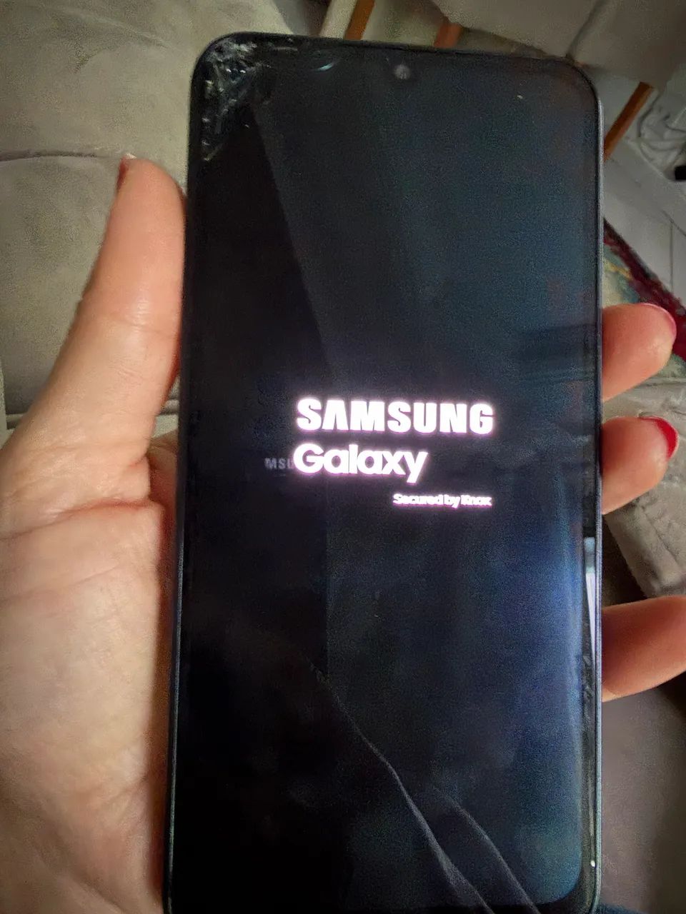 Celular no precinho