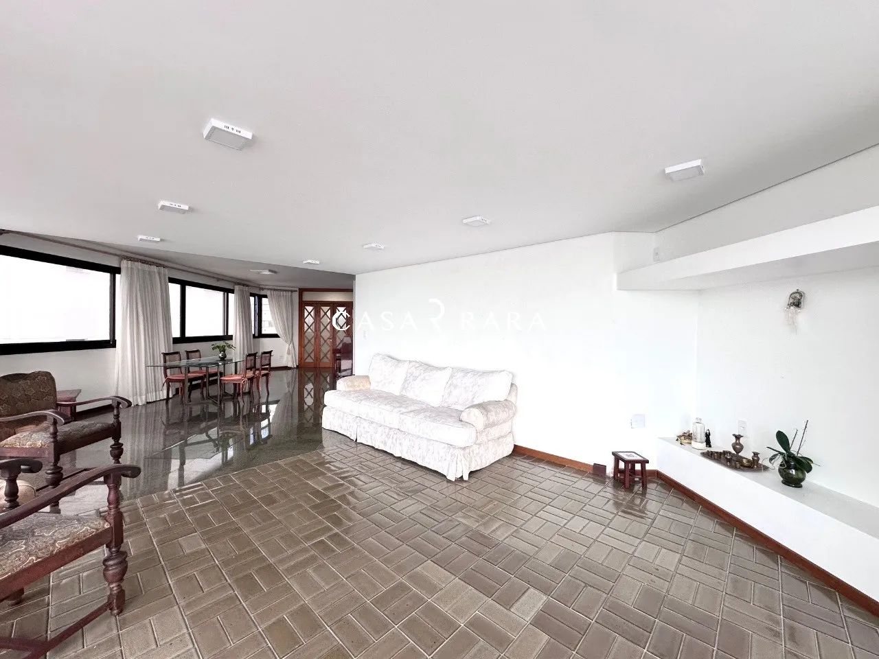 Apartamento 4 dormitórios (3 suítes) e 2 vagas - Av. Beira Mar Norte - Foto 5