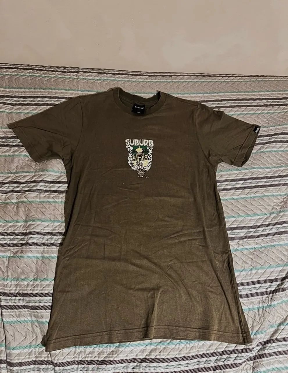 Camisetas Suburb  - Foto 2