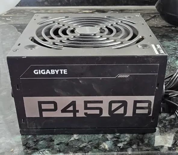 Fonte gigabyte P450B - Foto 2