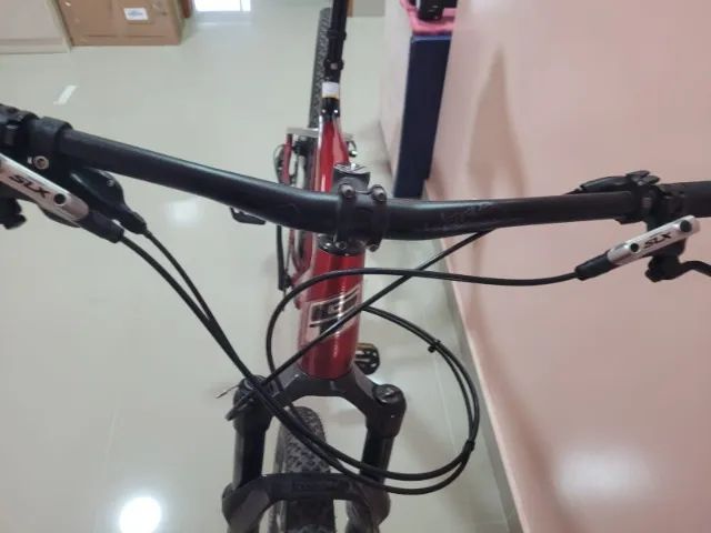 bicicleta GT Zaskar Suspa Recon 1x12 Com Up de Rodas e Freios Unico Dono Nota Fiscal - Foto 2