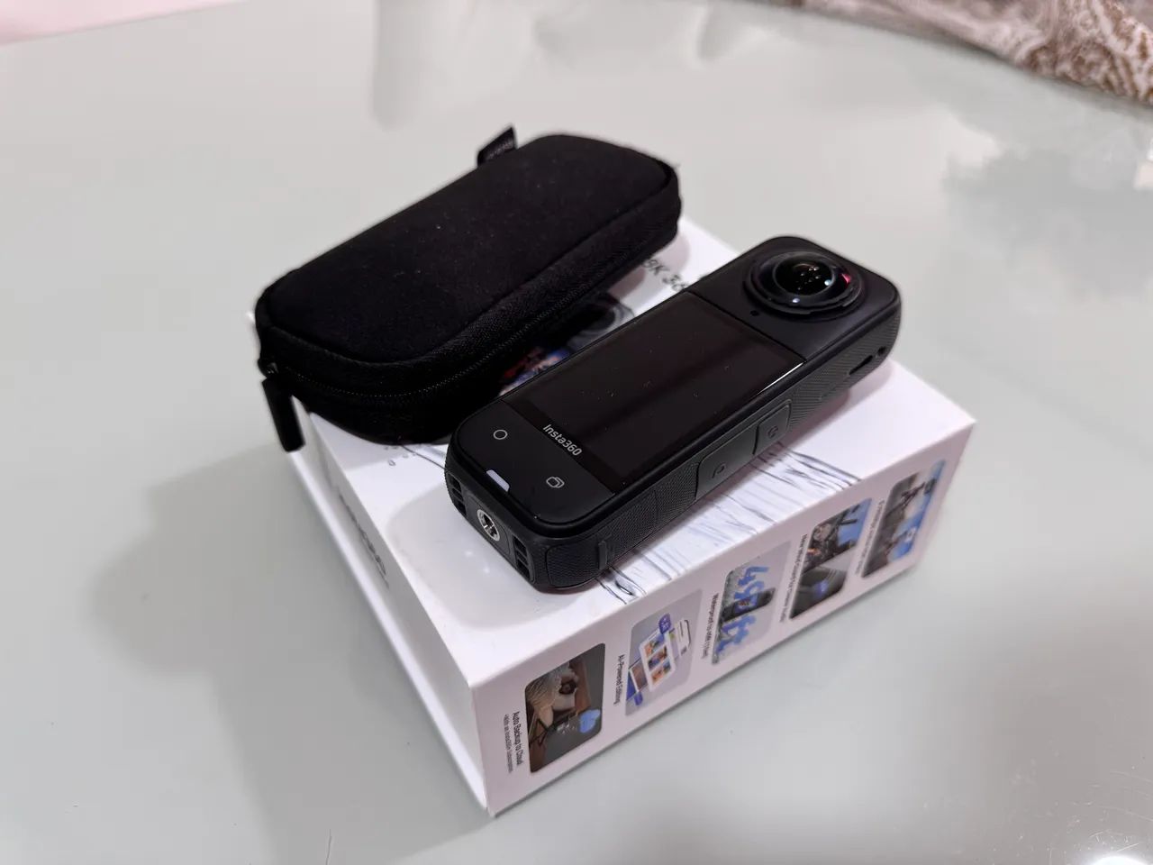 Câmera Insta360 X5
