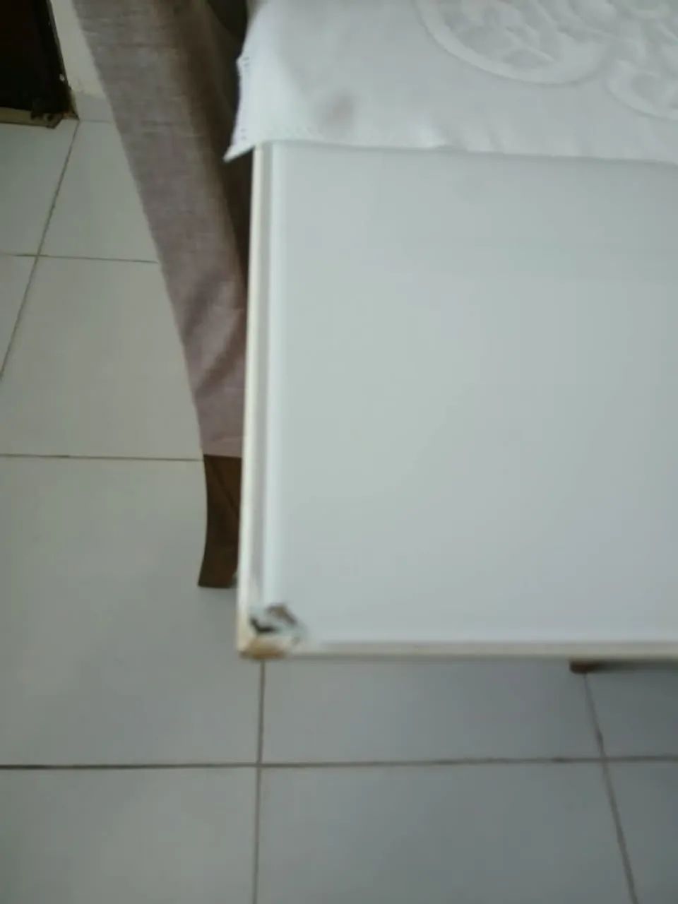 Vendo mesa com 6 cadeiras. - Foto 5