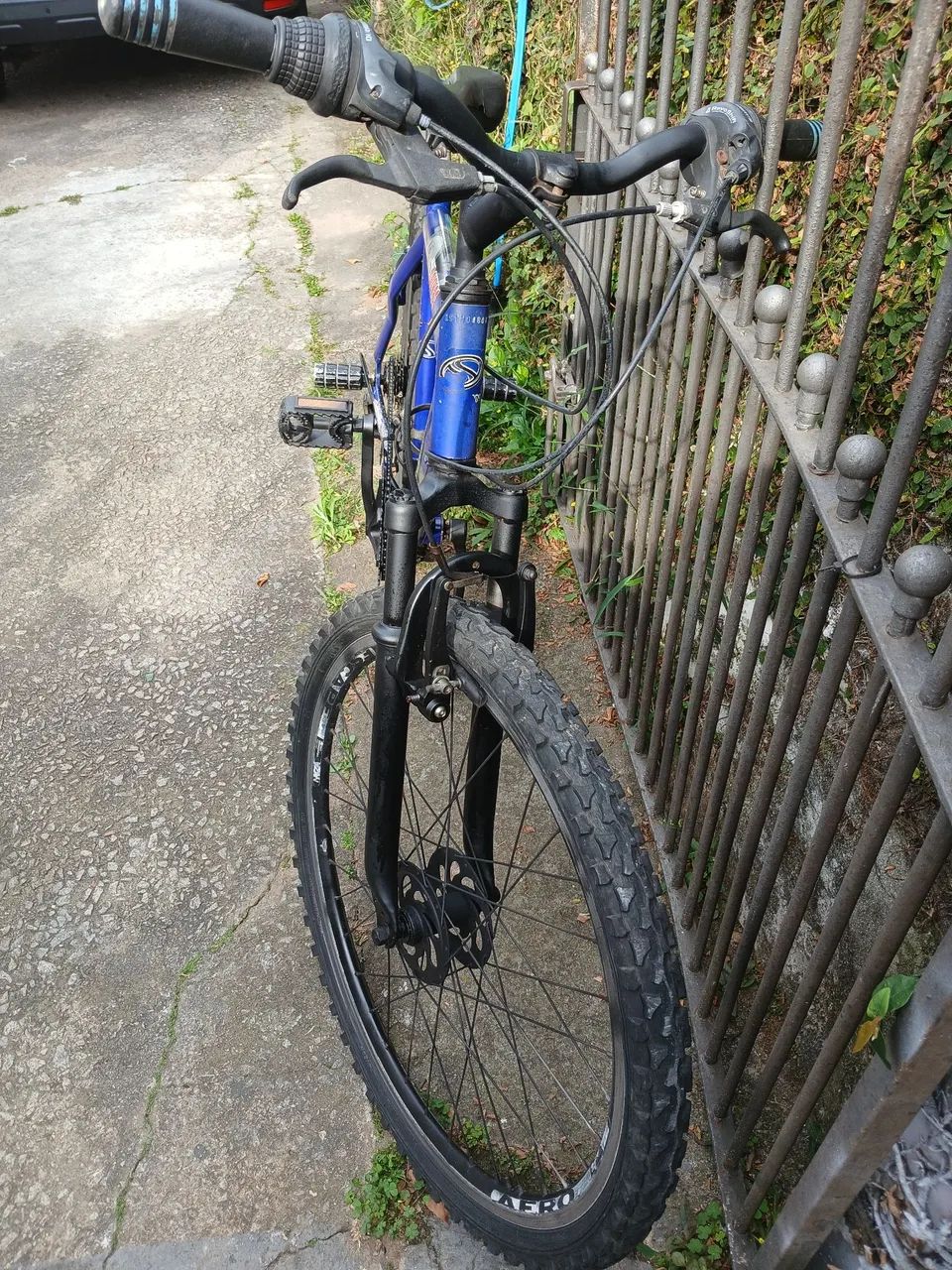 Bicicleta aro 26 quadro de alumínio  - Foto 2