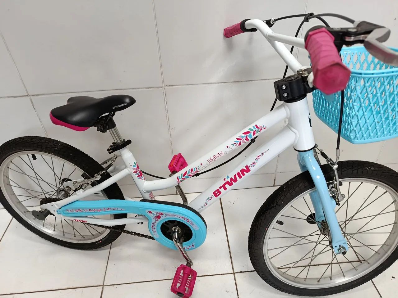 Bicicleta aro 20 b,twin praticamente nova  - Foto 2
