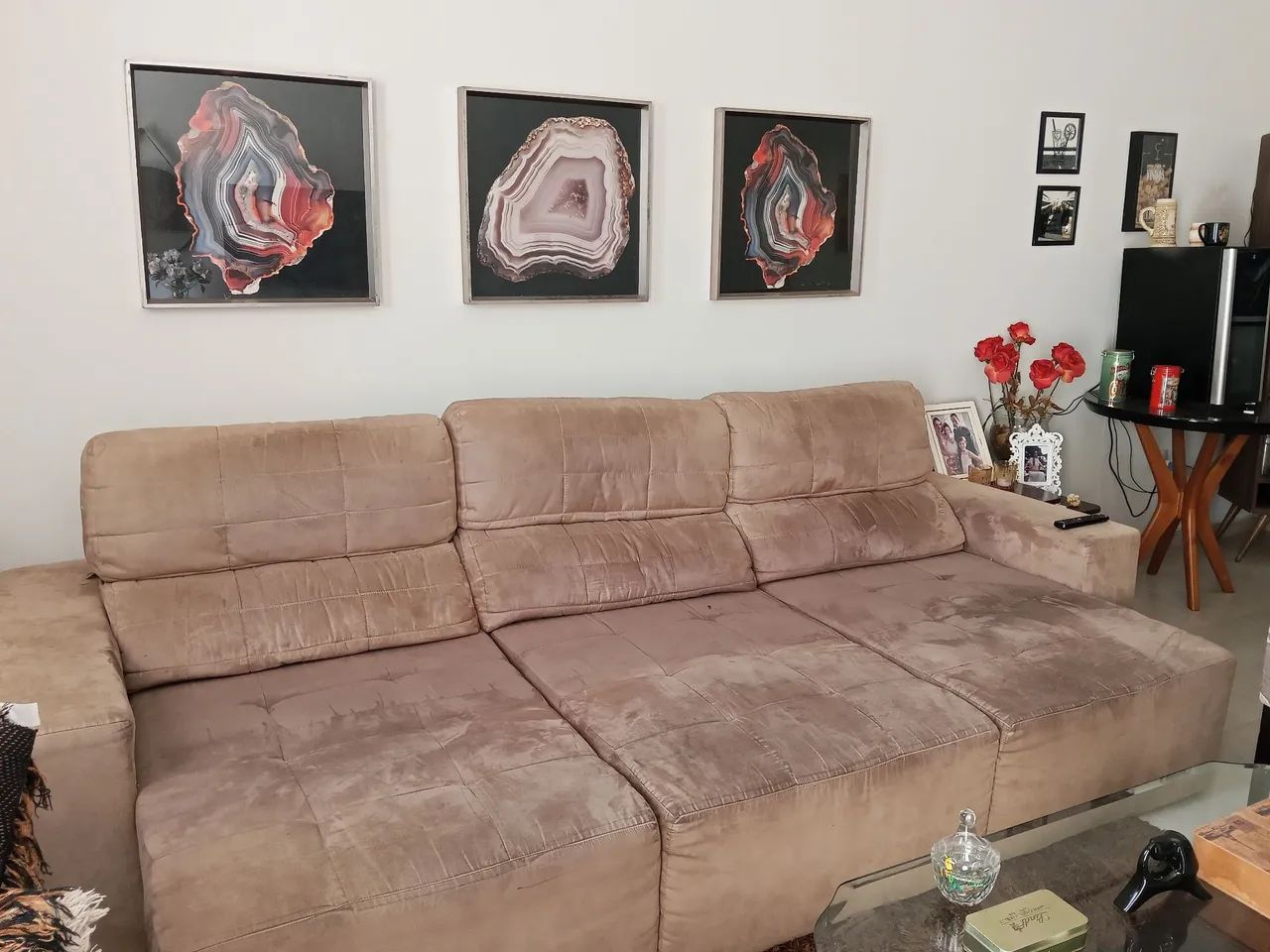 Sofá conservado - Foto 2