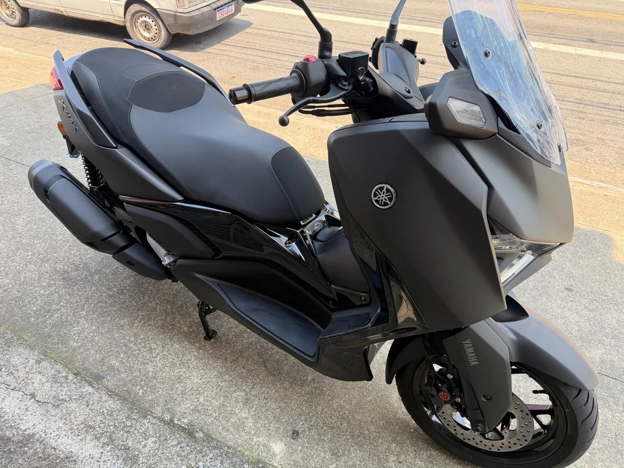 Xmax 300 zero km  - Foto 2