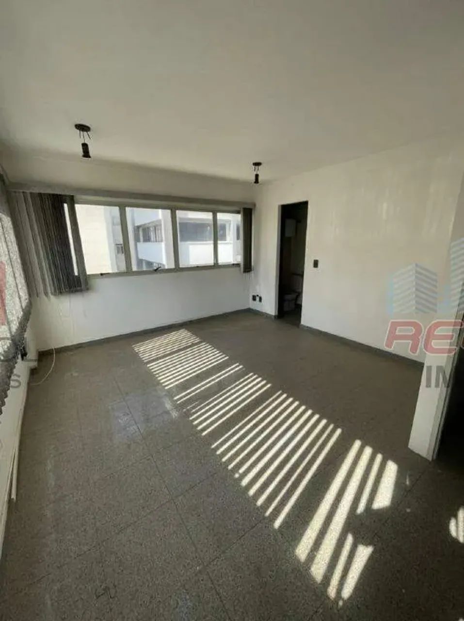 Sala à venda Edifício Fares Abib em Campinas