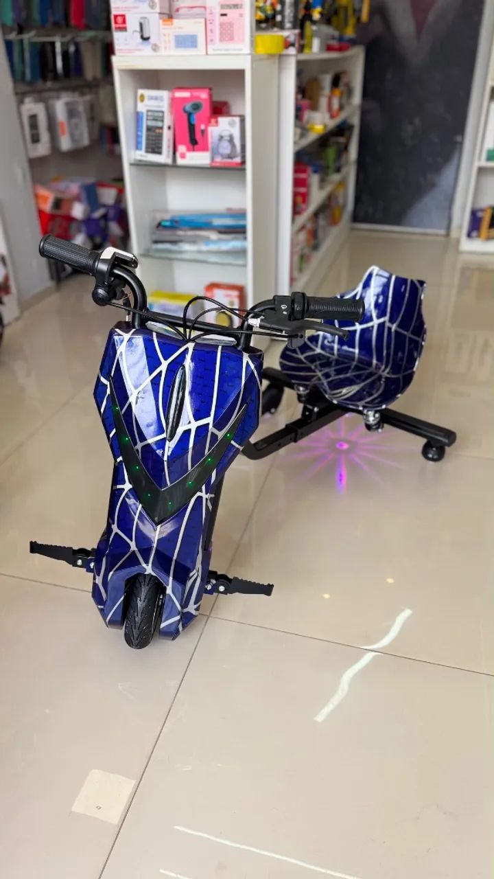 Triciclo drift elétrico infantil 