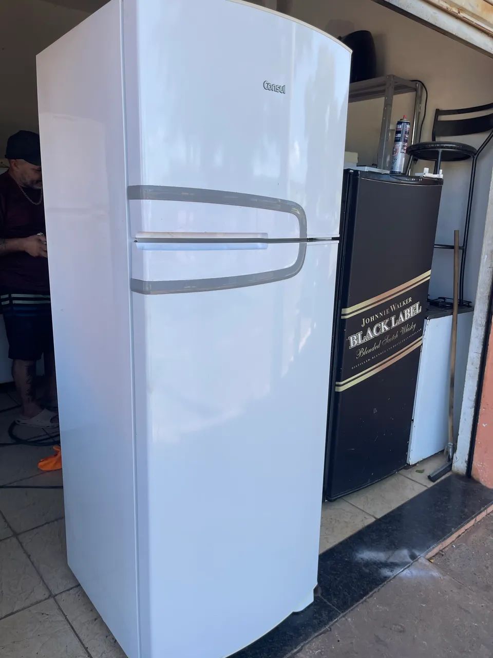 Vendo geladeira bem conservada ! - Foto 3