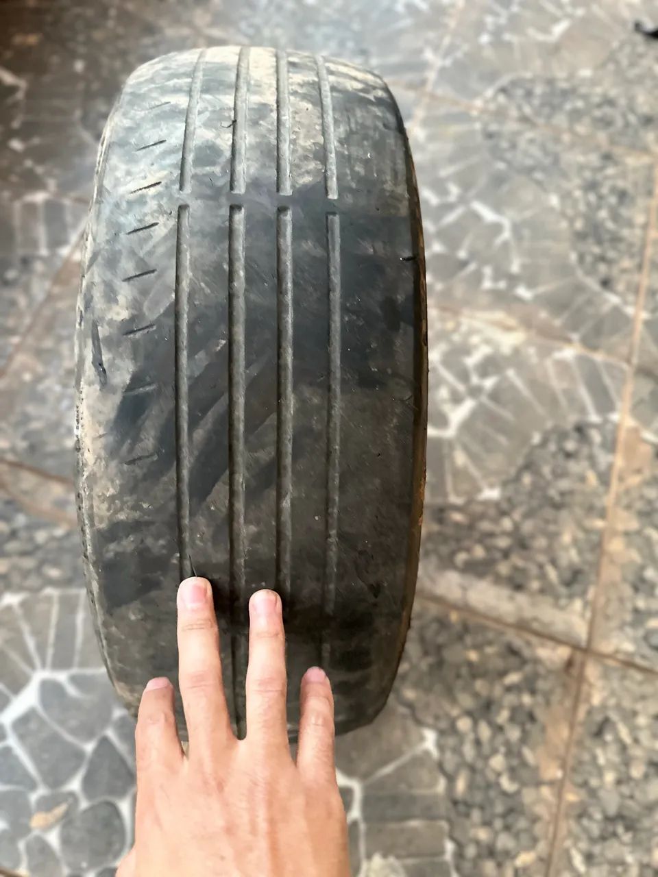 Pneu aro 18 - Foto 2