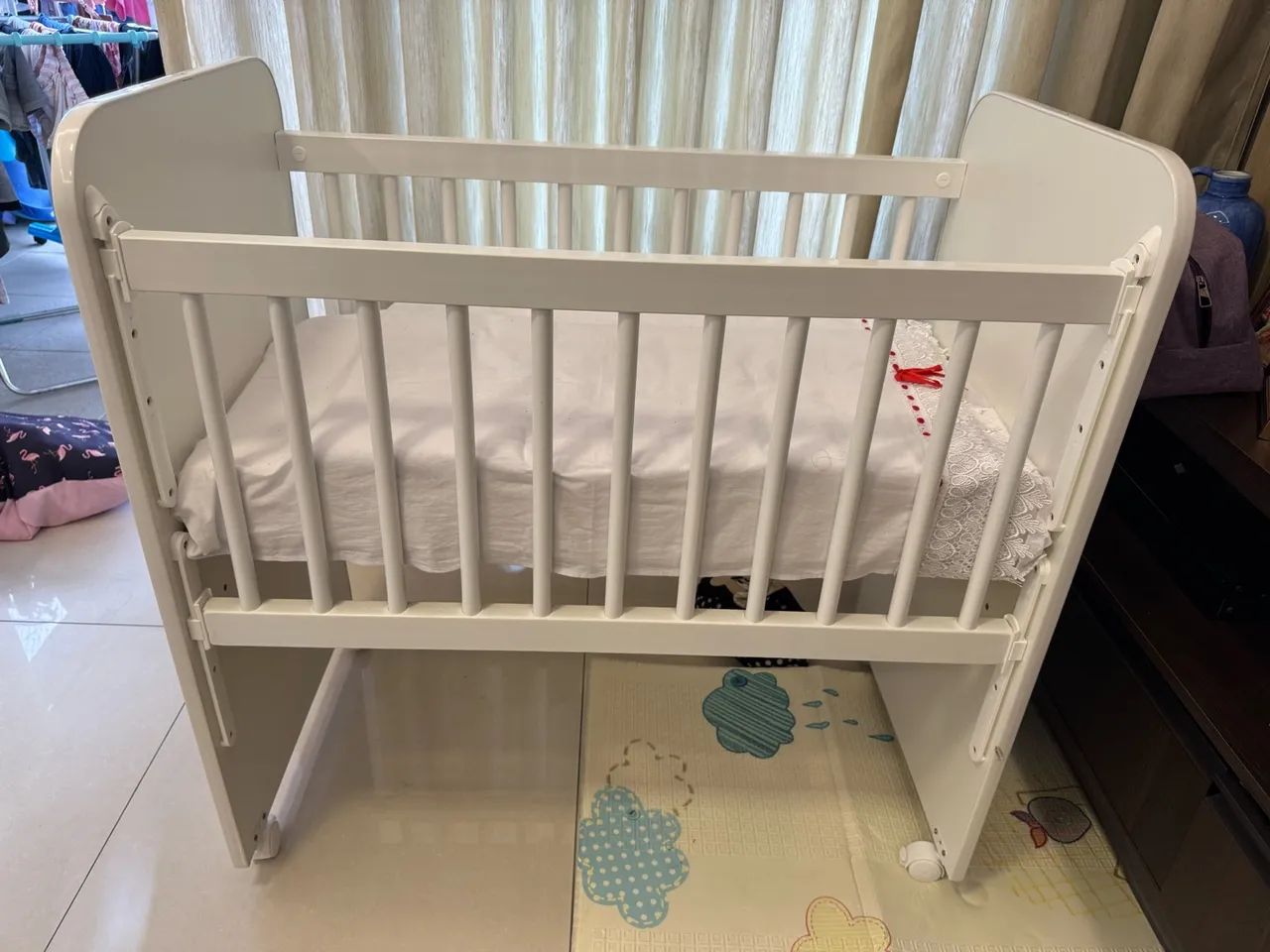 Mini berço completo - um luxo - Foto 3