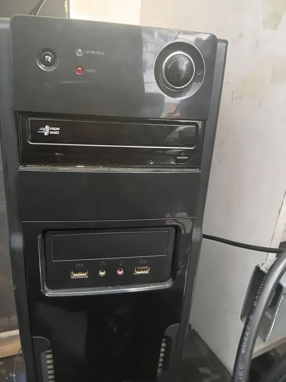 Computador PC Amd ,,,venda somente do Pc sem tela