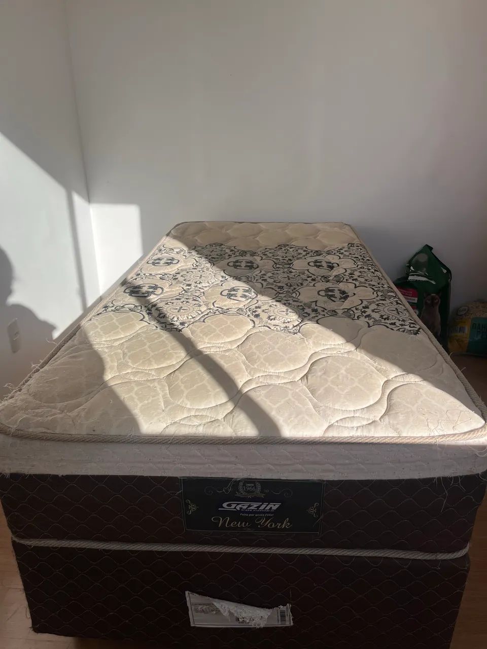 CAMA DE SOLTEIRO SEMI NOVA  - Foto 4