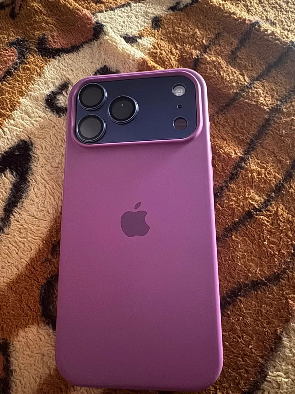 iPhone 17 Pro max semi novo