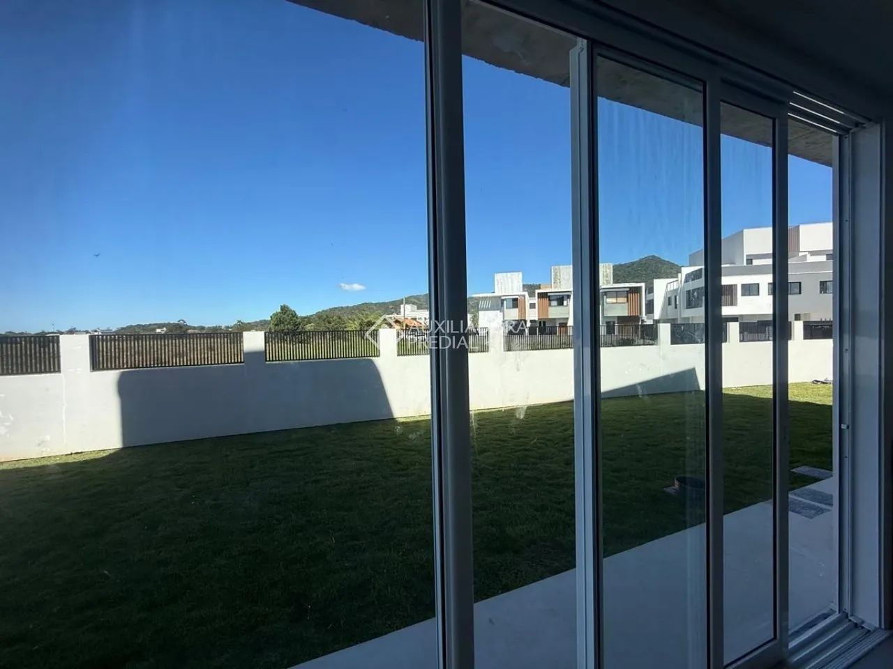 CASA 4 dormitórios - 7 min Campeche - Foto 4