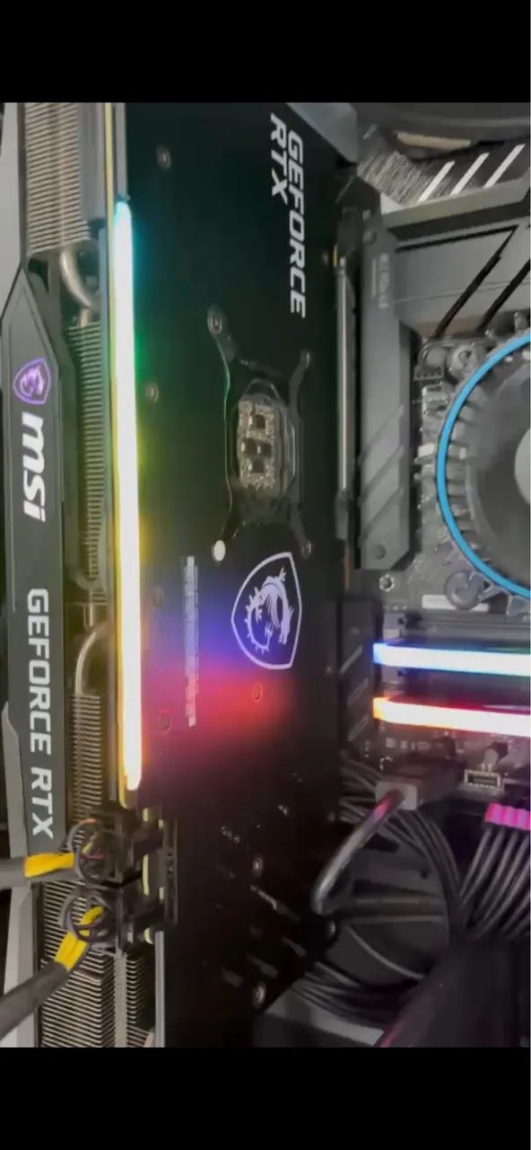 取置中 MSI GeForce RTX 3070 RTX 3070 GAMING Z TRIO MSI - Placas de Vídeo - Antártica, Praia