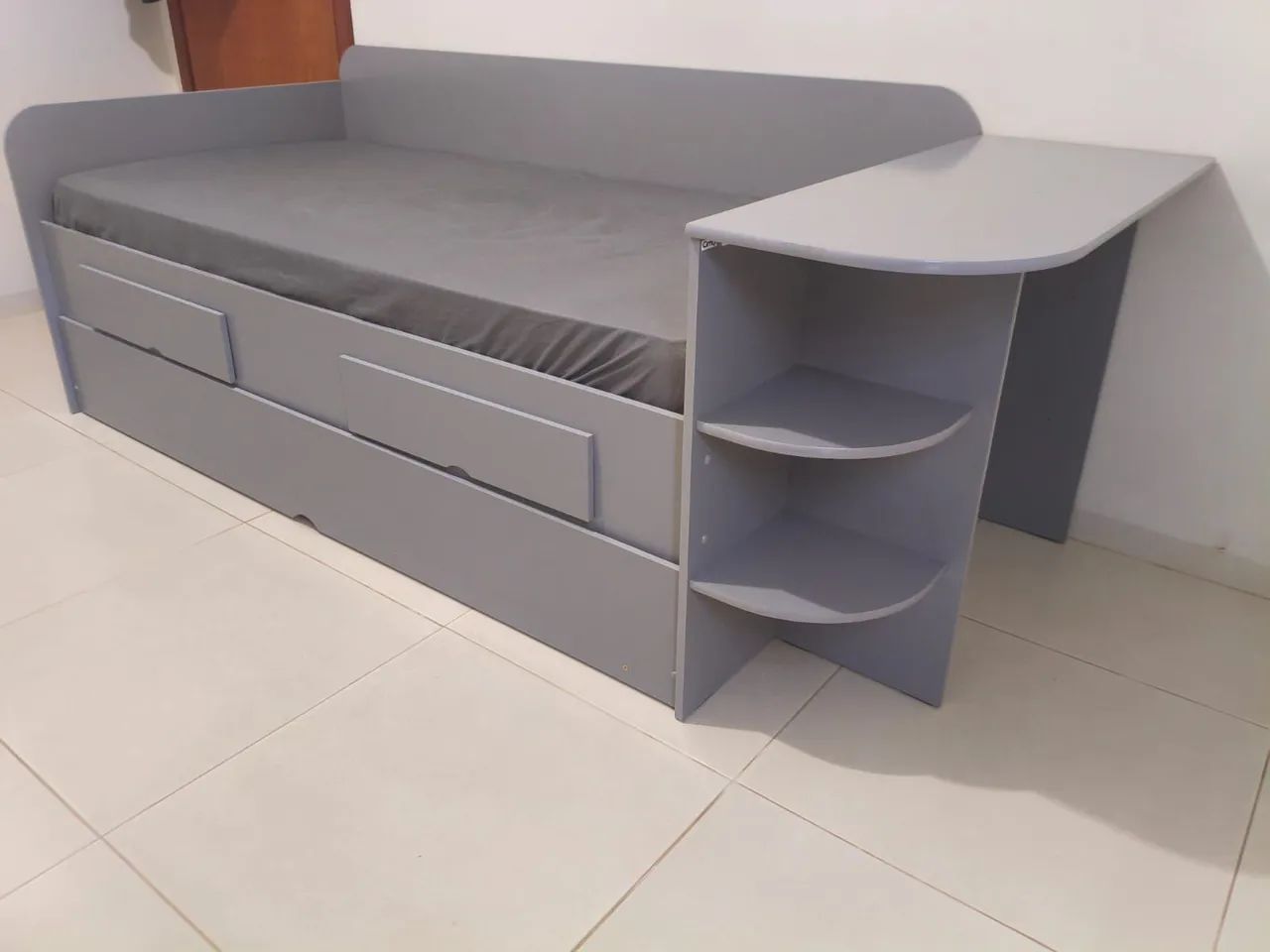 Cama multifuncional 