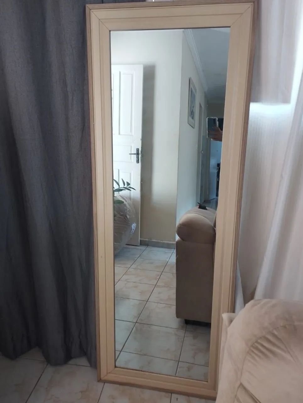 Espelho com moldura