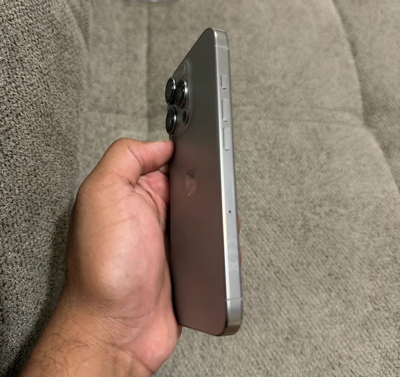 iPhone 16 pro 256GB - Foto 2