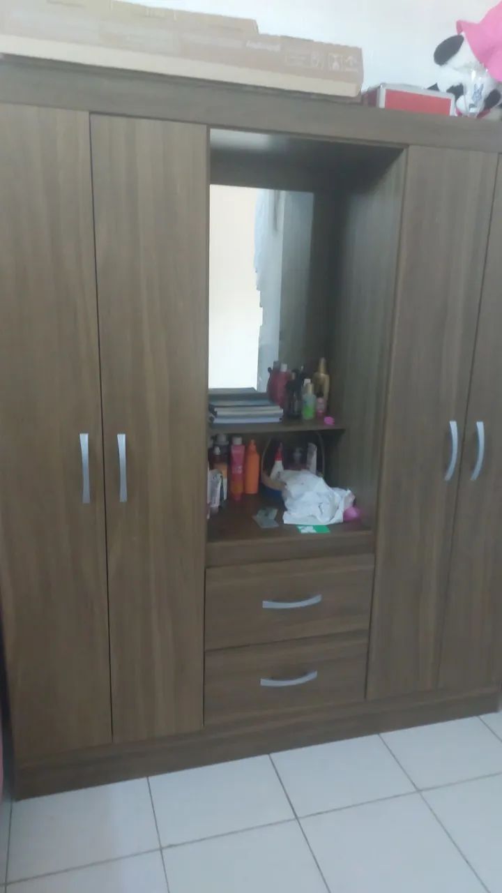GUARDA ROUPA SOLTEIRO COM ESPELHO 