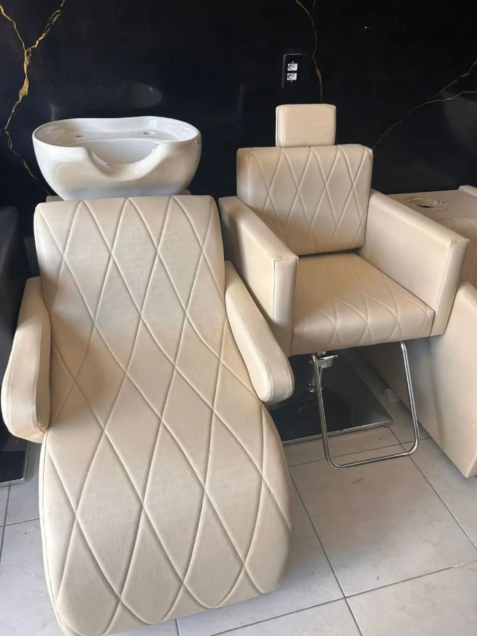 ? LAVATÓRIOS E CADEIRAS PREMIUM PARA ELEVAR O PADRÃO DO SEU SALÃO - Foto 5
