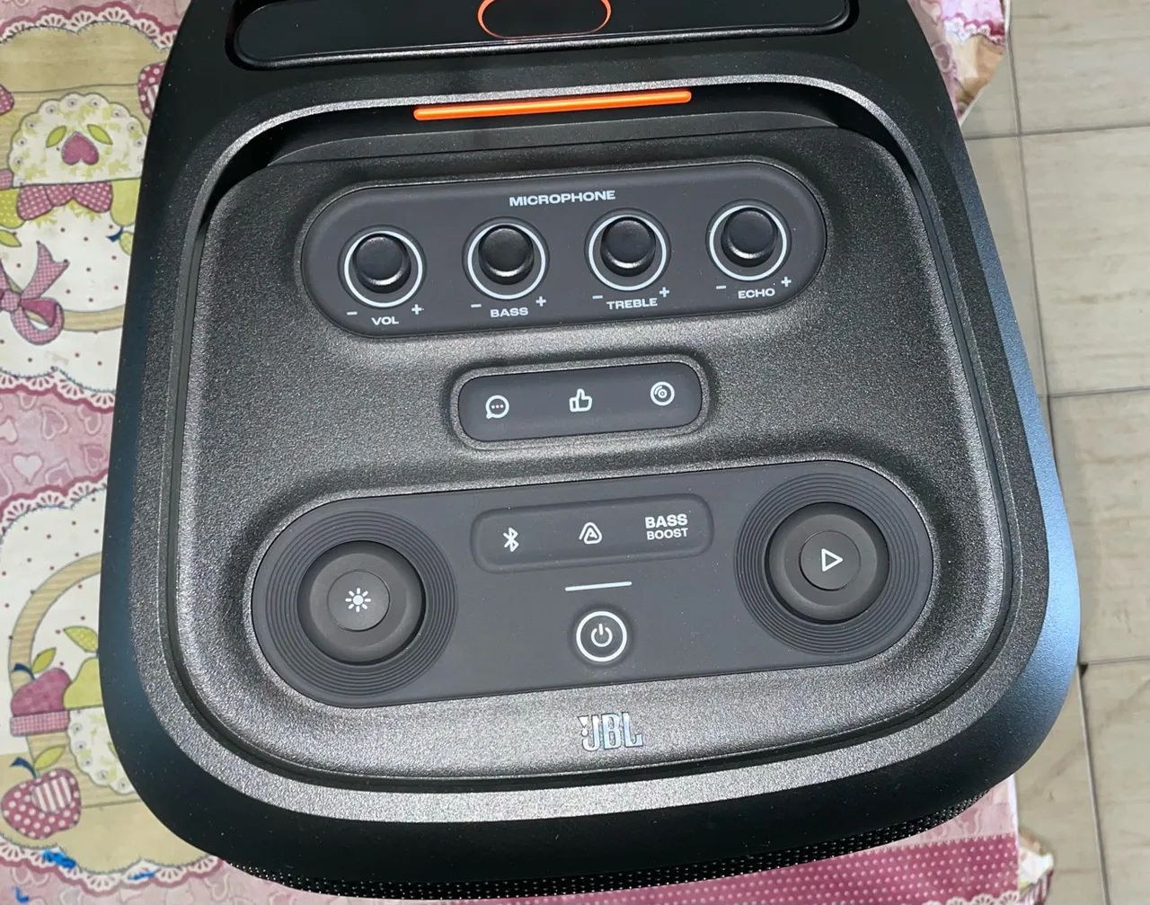 Partybox 320 + Mic JBL impecável  - Foto 2