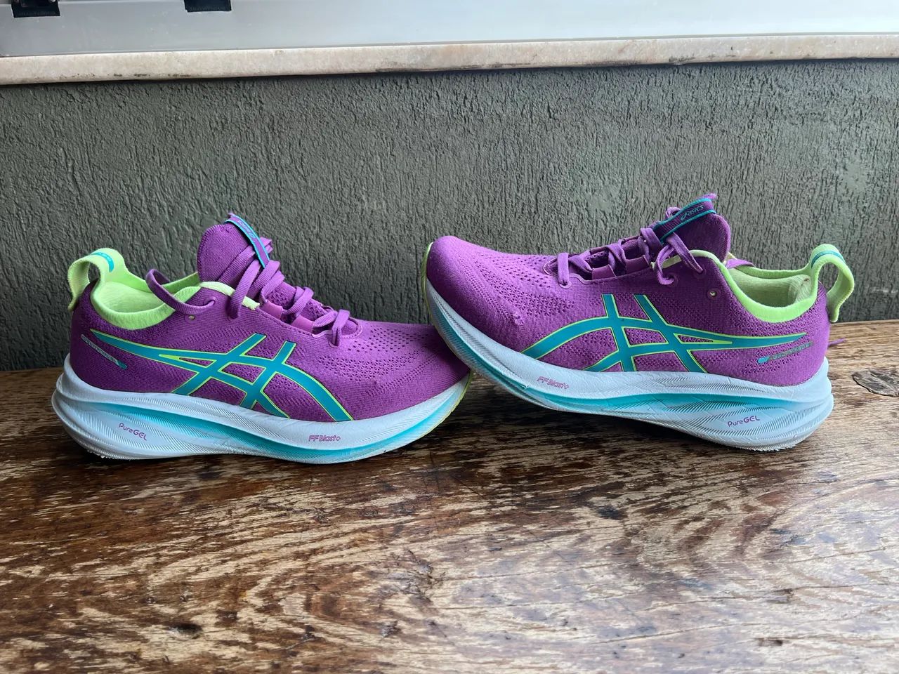 Tênis Asics Nimbus 26, usado, Feminino, 39BR - Foto 3