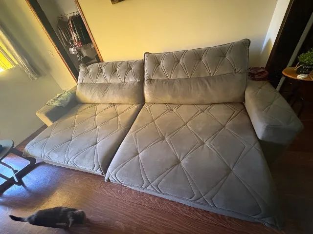 Vende-se sofá de 3 metros